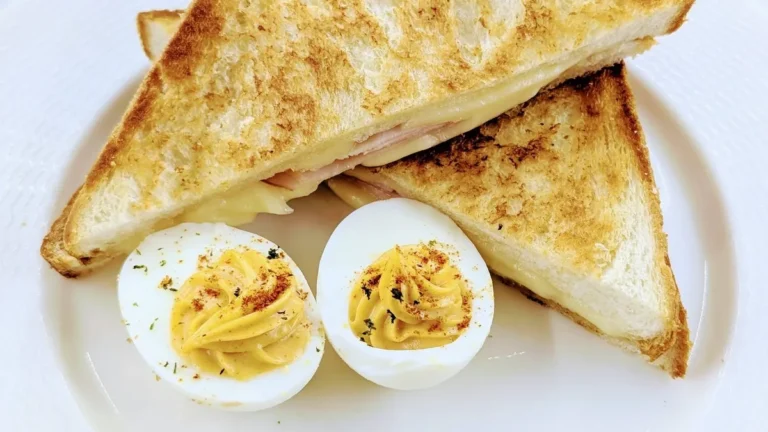 Subway breakfast hours